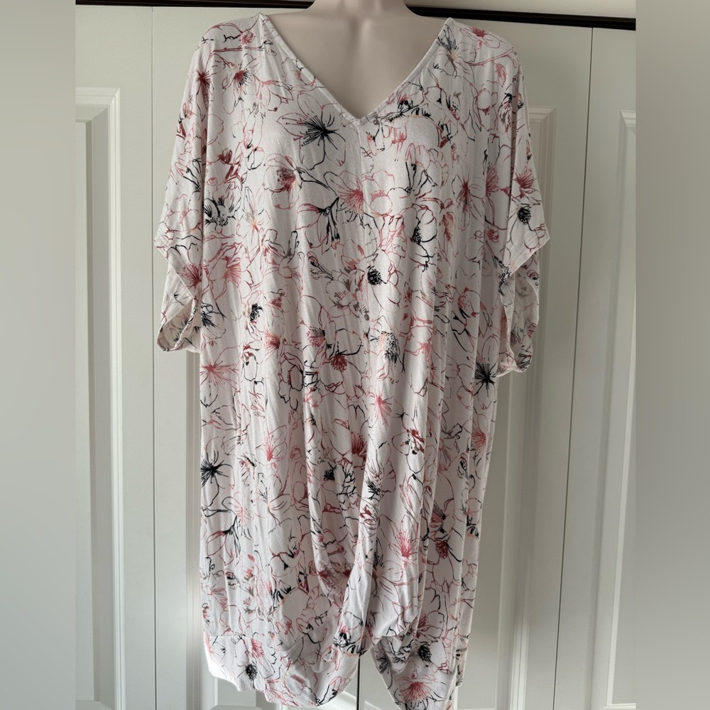 Apt 9 v neck floral twist front shirt top tee 3x